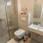 Lina - Pg, 2 Bedroom * بودغوريتْسا