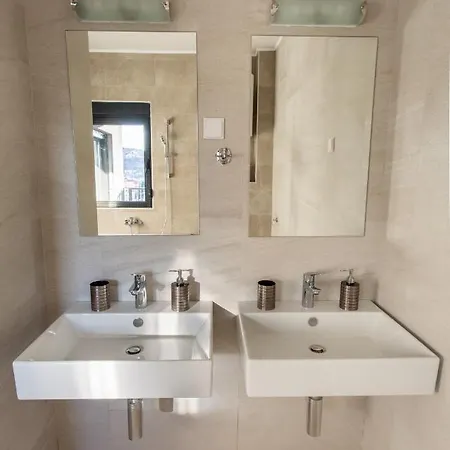 Lina - Pg, 2 Bedroom * Podgorica