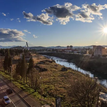 Lina - Pg, 2 Bedroom Apartamento Podgorica