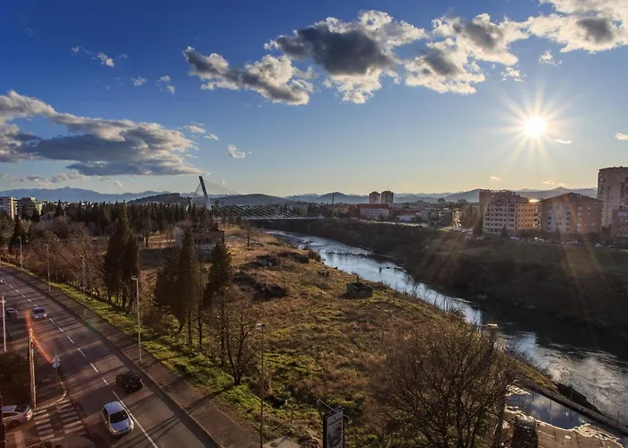 Lina - Pg, 2 Bedroom Apartamento Podgorica