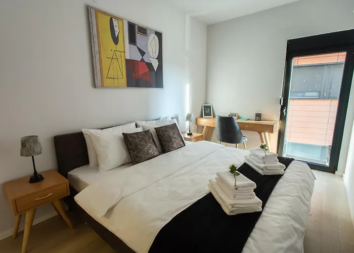 Lina - Pg, 2 Bedroom